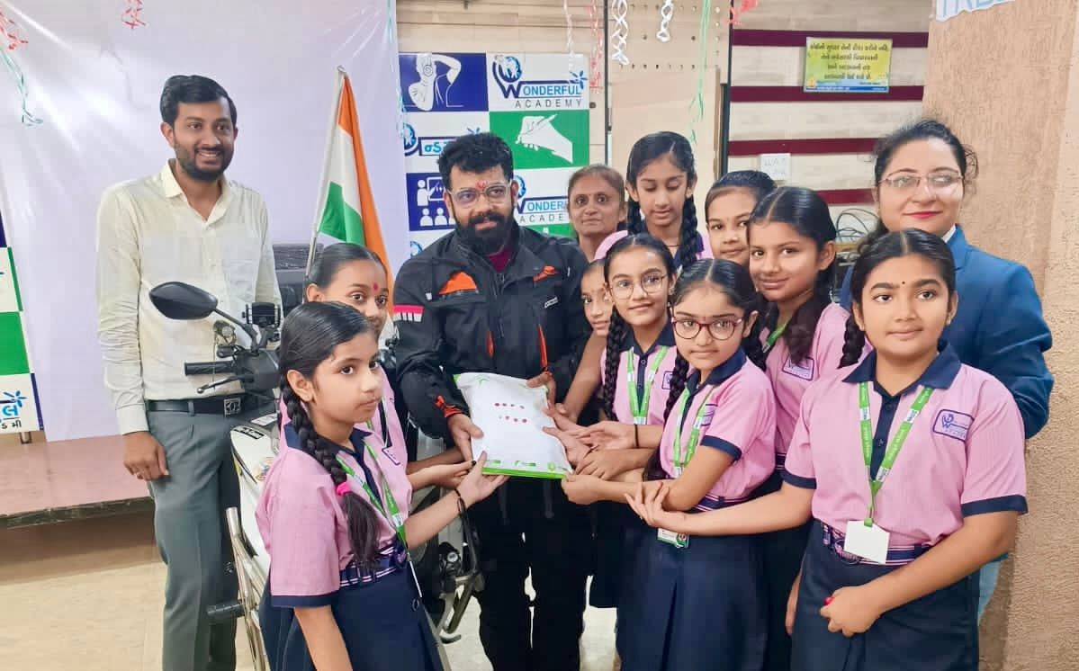 Dombivli Youth Continues Heartwarming Tradition of Rakhi for Kargil Soldiers