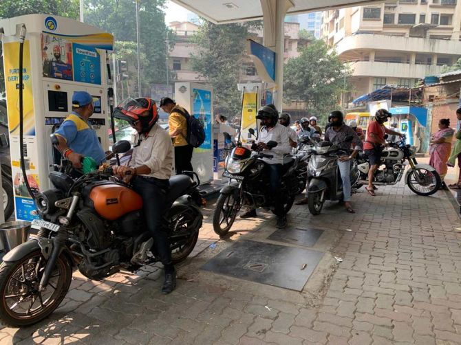 Truckers' Strike Causes Fuel Shortages and Long Queues at Petrol Pumps: Protest Against New Law Continues