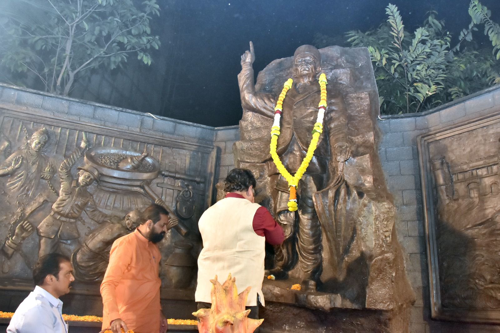 Swatantraveer Savarkar Memorial Inaugurated in Powai Under Dilip Lande's Leadership
